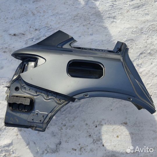 Крыло заднее правое Mercedes glc x253