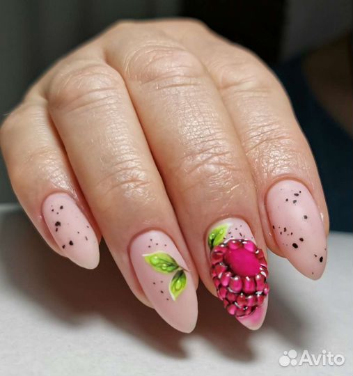 Маникюр, гель-лак