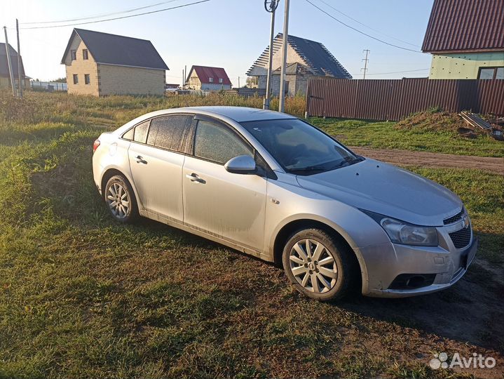 Chevrolet Cruze 1.6 AT, 2012, 195 000 км