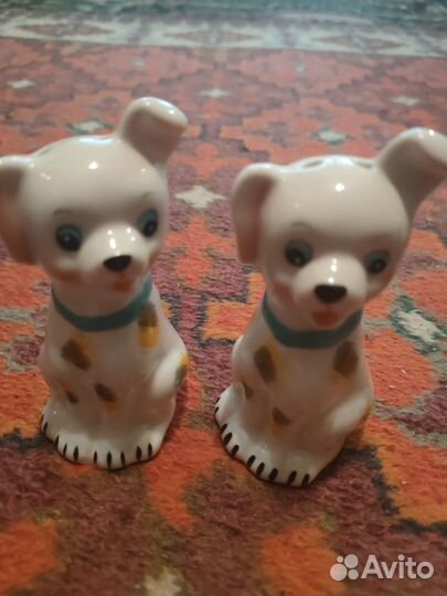 Копилка свинья и две статуэтки