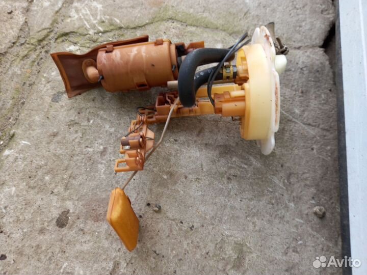 Ниссан максима А32 бензонасос