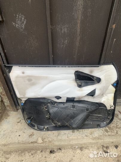 Обшивка на весту