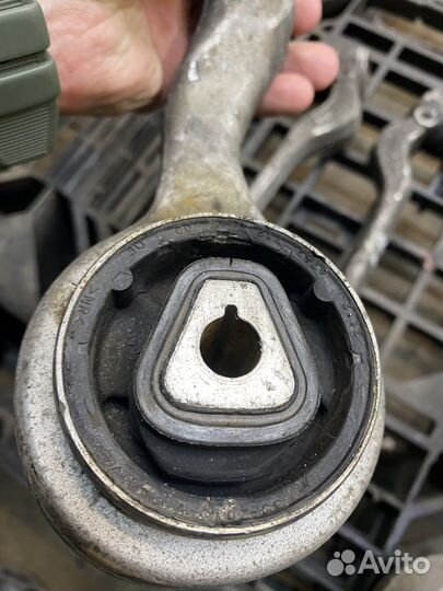 Передние рычаги BMW E90 E91 E92 E93