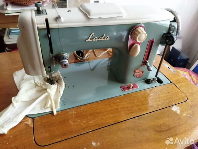 Швейная машина LADA Т237