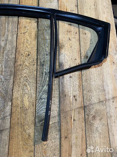 Уплотнитель стекла chevrolet cruze