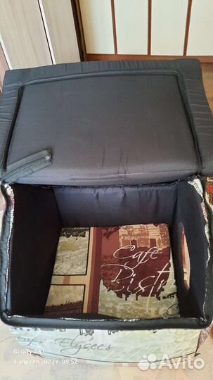 Домик для кошечки или маленькой собачки