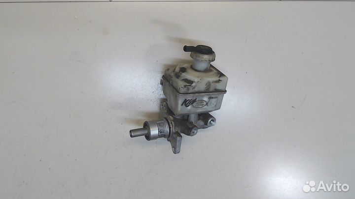 Цилиндр тормозной главный Land Rover Discovery 4