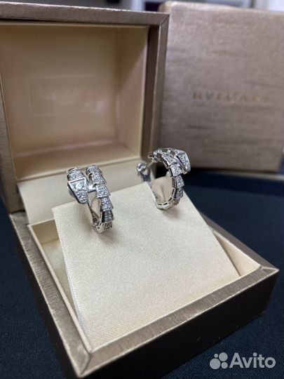 Серьги bvlgari из белого золото