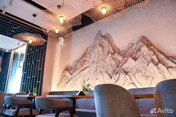 Роспись и рельеф в интерьере