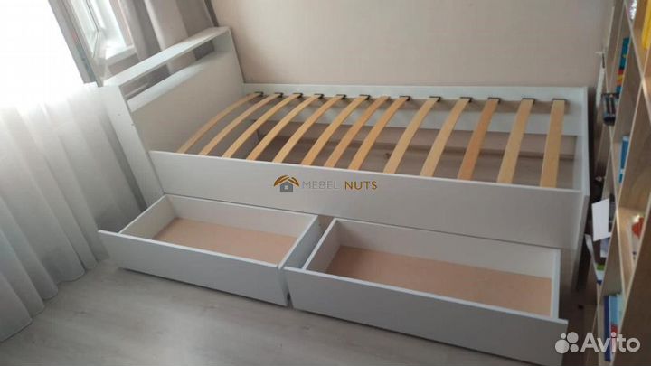 Кровать односпальная с ящиками