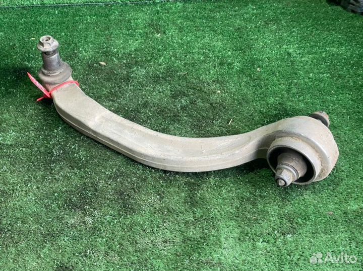 Рычаг подвески Passat B5 Audi A4 A6 Superb