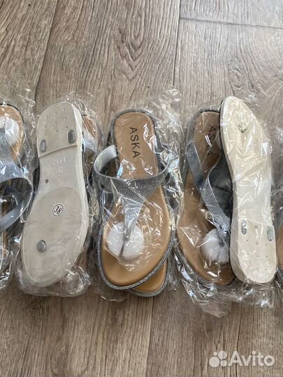 Шлёпки женские