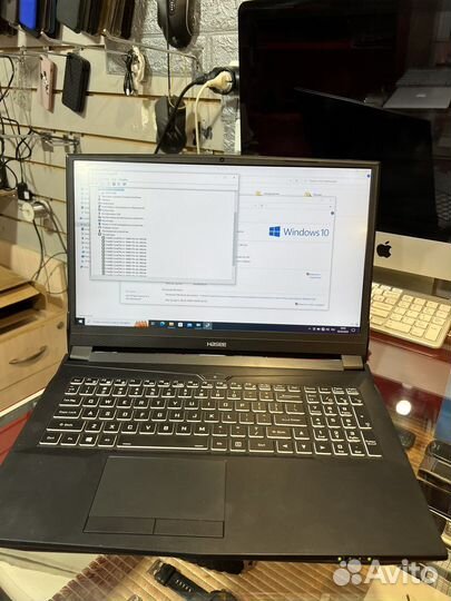 Skyпаю Ноутбук RTX 3070 6 ядер 12 потоков 16 озу