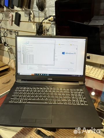 Skyпаю Ноутбук RTX 3070 6 ядер 12 потоков 16 озу