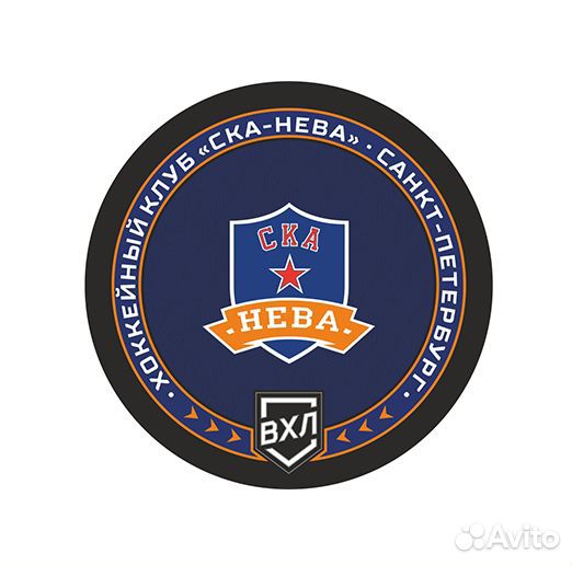 Шайбы хоккейных команд вхл