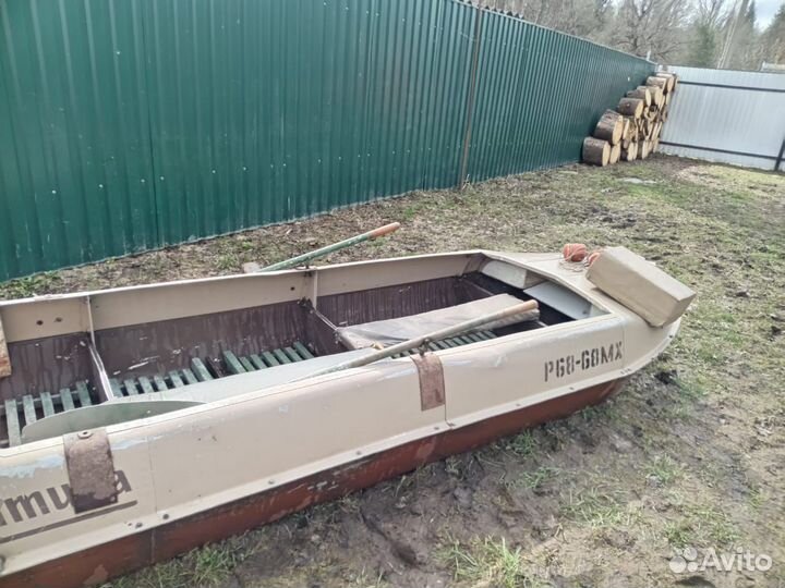 Лодка Романтика-2