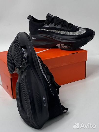 Кроссовки Nike