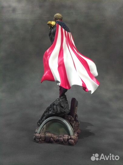 Фигурка Хоумлэндер из сериала 