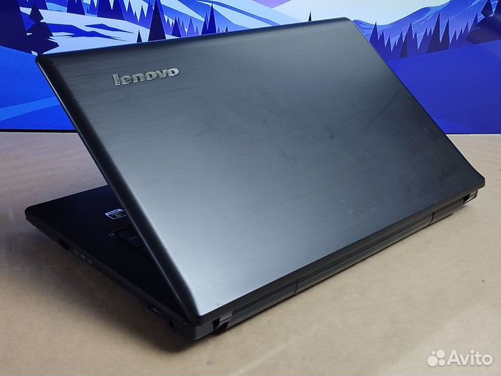 Мощный Lenovo 17/i5/8Gb/Nvidia 2Gb