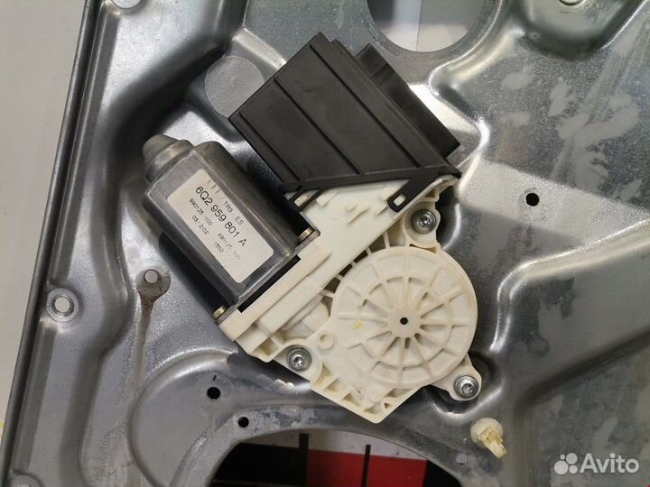 Стеклоподъемник передний правый seat Cordoba 2