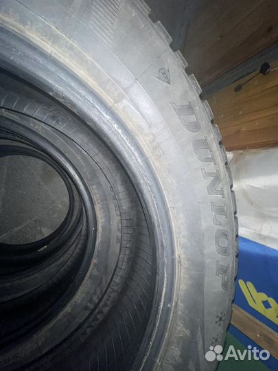 Dunlop Grandtrek Ice03 215/65 R17
