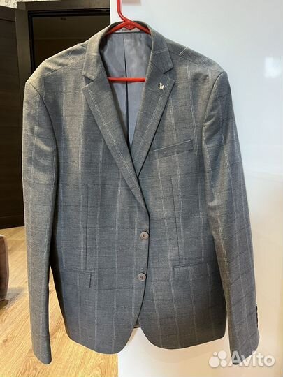 Костюм мужской тройка Romaster