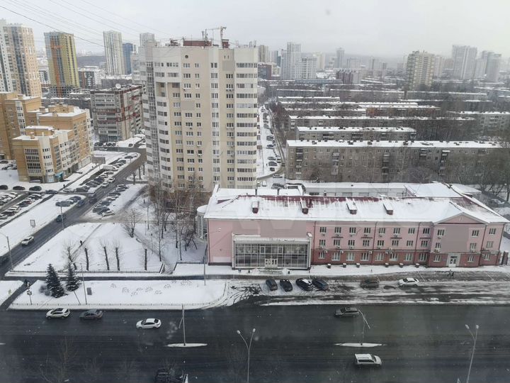 1-к. квартира, 54 м², 13/16 эт.