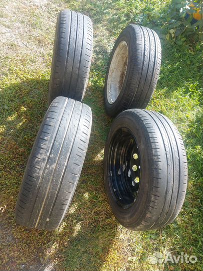 R15 Kumho Solus KH17 185/65, PCD 4x100 DIA 54.1