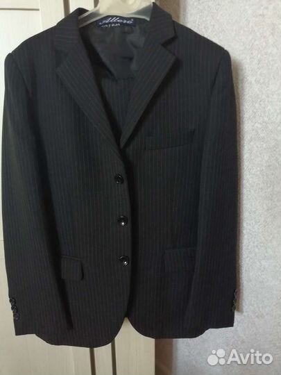 Костюм школьный для мальчика (обмен)