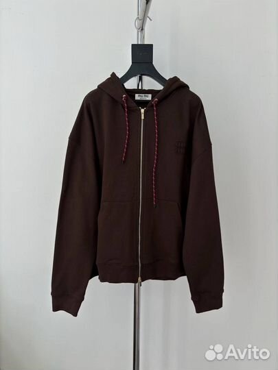 Толстовка и шорты Miu Miu костюм