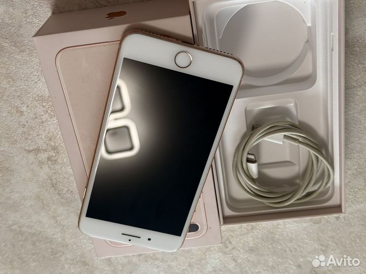 iPhone 8 Plus, 64 ГБ