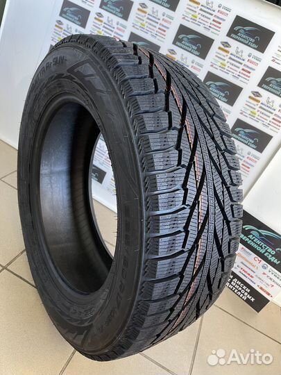 Nokian Tyres Hakkapeliitta R2 SUV 235/50 R19 105R