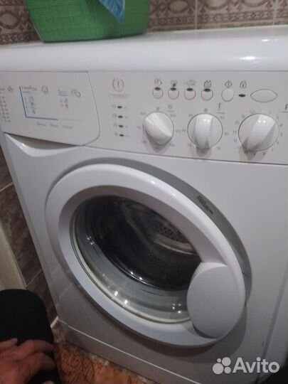 Стиральная машина автомат