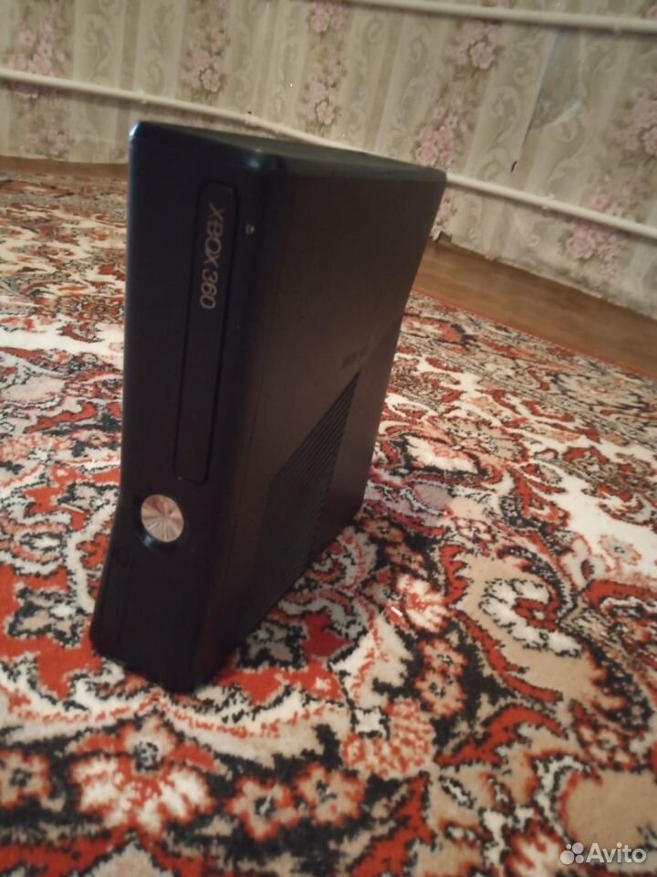 Xbox 360 Slim