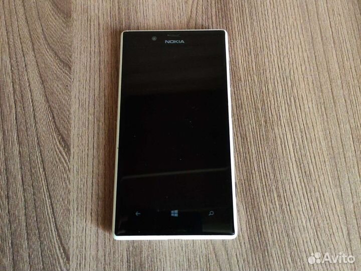 Мобильный телефон бу nokia Lumia 720