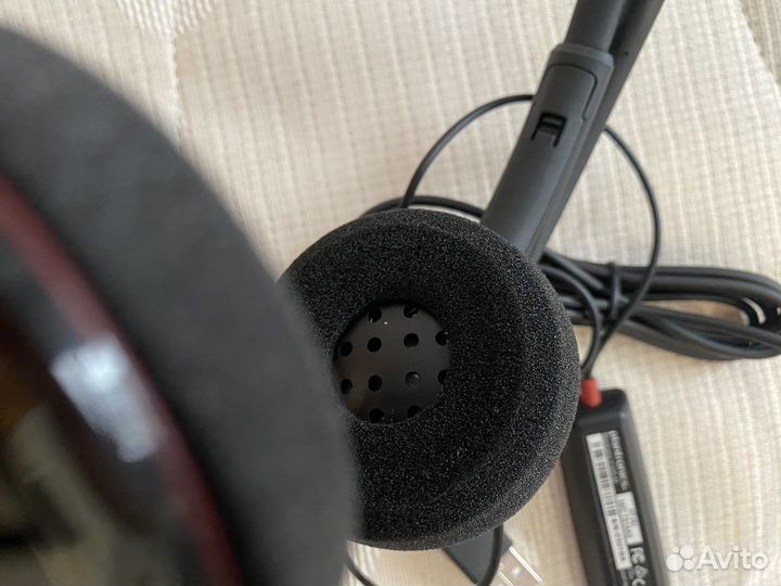 USB-гарнитура Plantronics новая