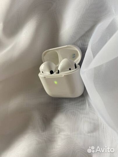 Беспроводные наушники Pro 4 новые