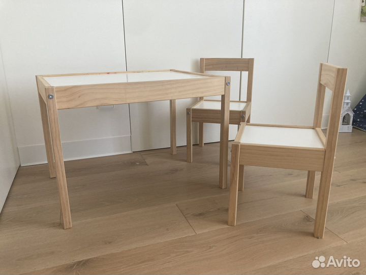 Детский стол и стулья IKEA