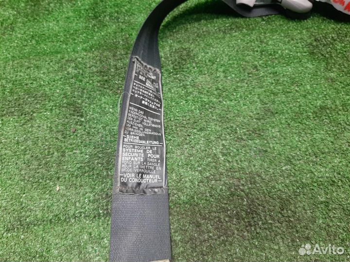 Ремень безопасности задний левый Mitsubishi Grand