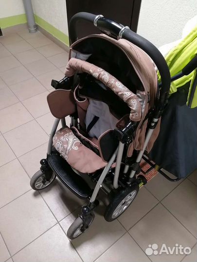 Прогулочная коляска