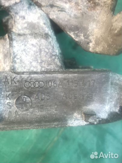 Кронштейн масляного фильтра Skoda Octavia 09-13 г