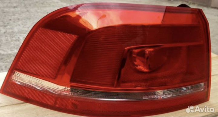 Задний фонарь
