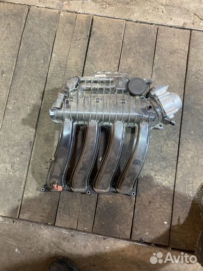 Впускной коллектор Renault Duster 2.0 143 л.с