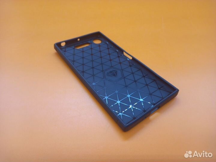 36072 Силиконовый чехол для Sony Xperia XZ1 Compac