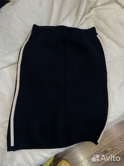 Костюм женский с юбкой