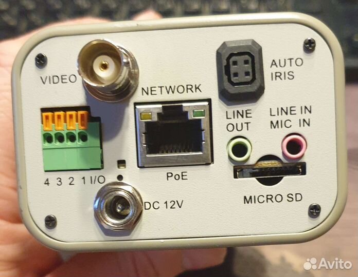 IP видеокамера Beward BD-4370 с обьективом