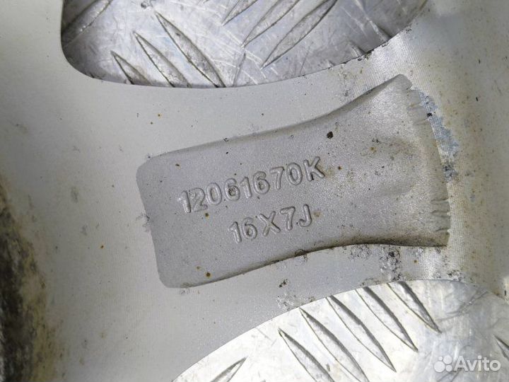 Диск литой R16 / 5x114.3 J7.0 33ET DIA60.1 (б/у)