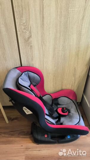Детское автомобильное кресло от 0 до 18 кг б/у