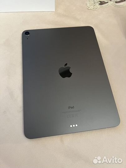 iPad air 4 2020 64gb Wi-Fi