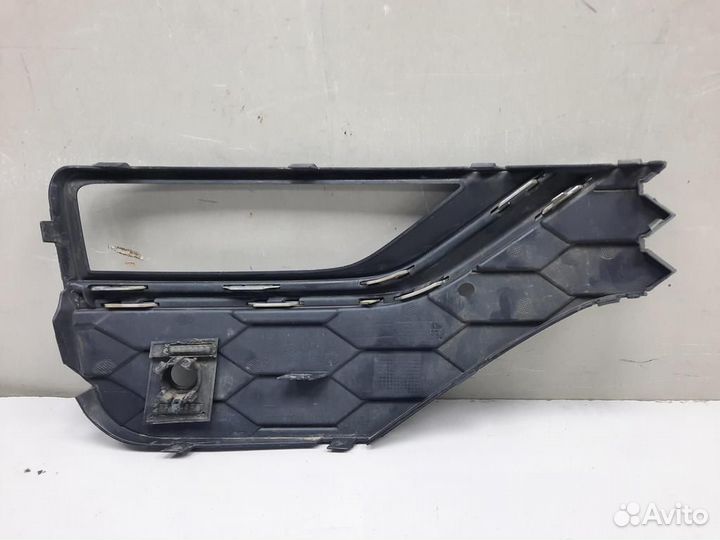 Накладка птф левая VW amarok 2016-нв 2H6807489DL 2